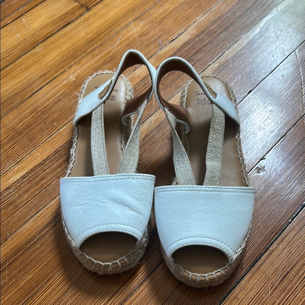 White Slingback Sandals with Adjustable Strap